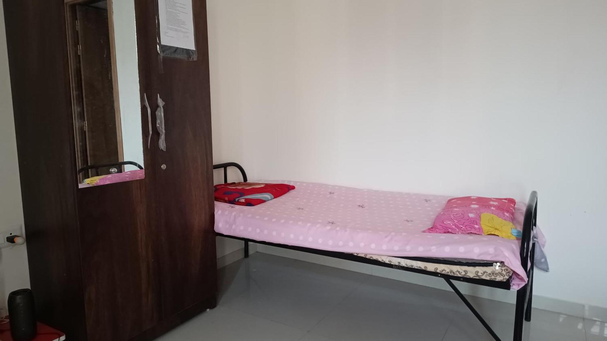 Comfort In It Hub Hinjewadi Homestay *